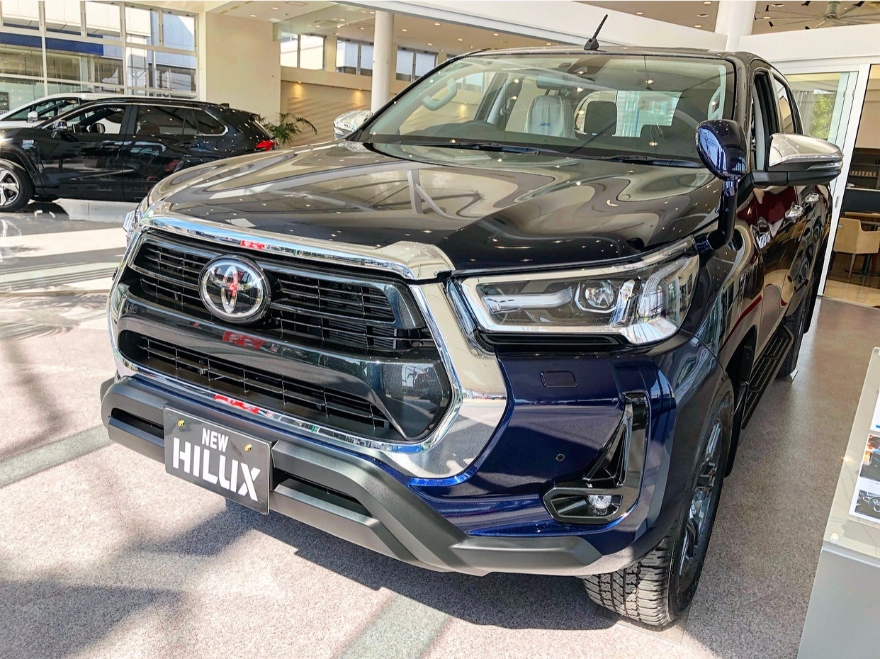 NEW HILUX展示車きました！！✨
